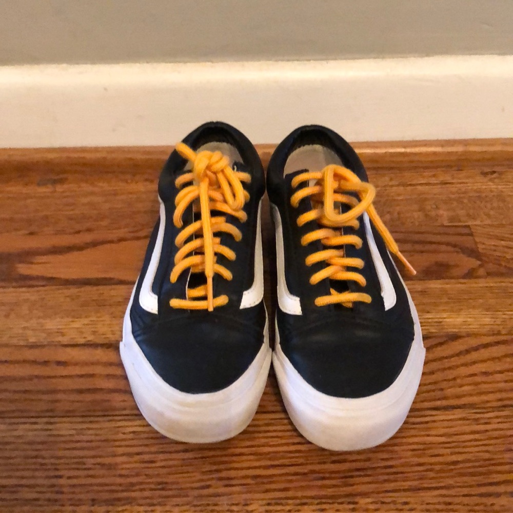 Vans leather sneakers size 6 women’s